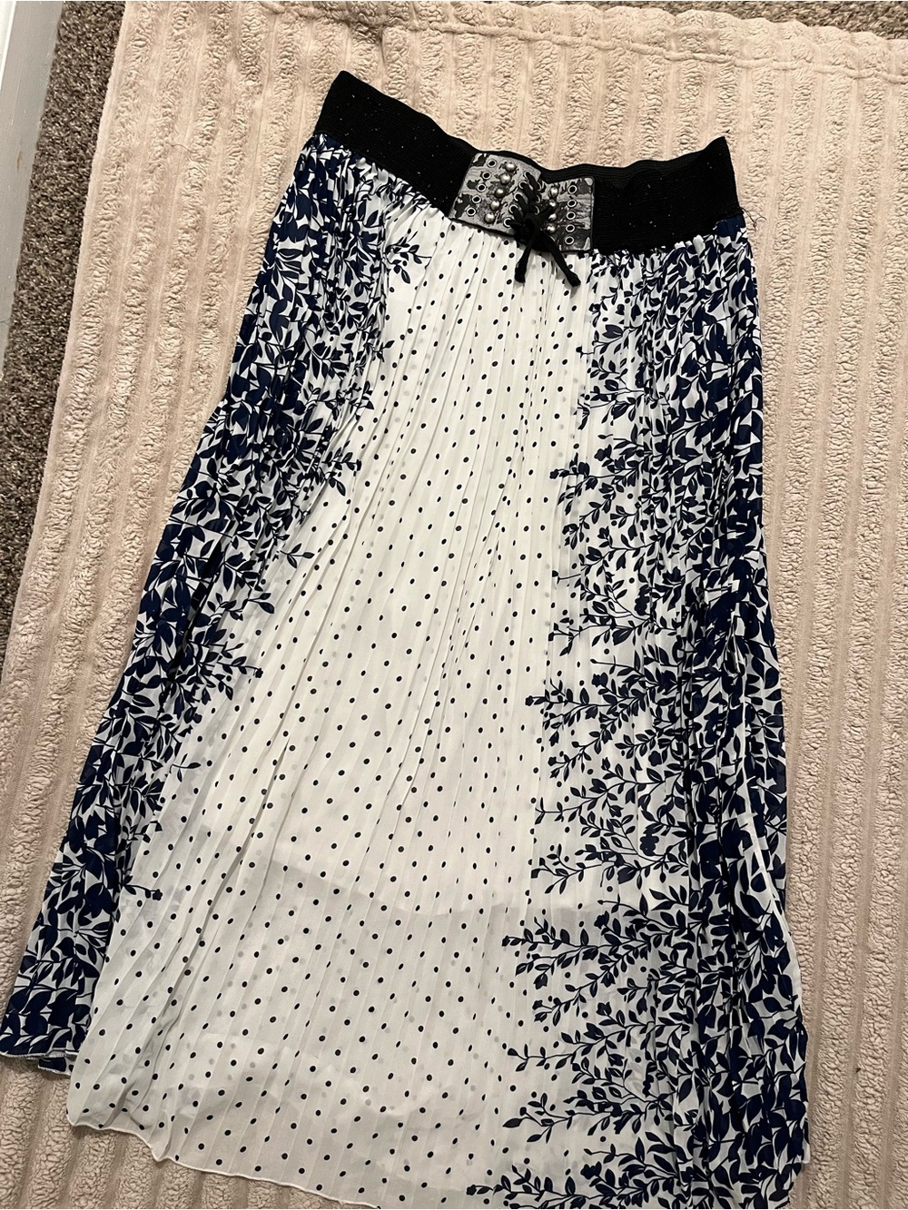 Magic Navy and White Pleated Mixed-Print Maxi Skirt